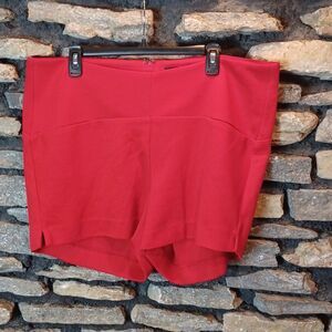 Women's Torrid red summer shorts sz 18